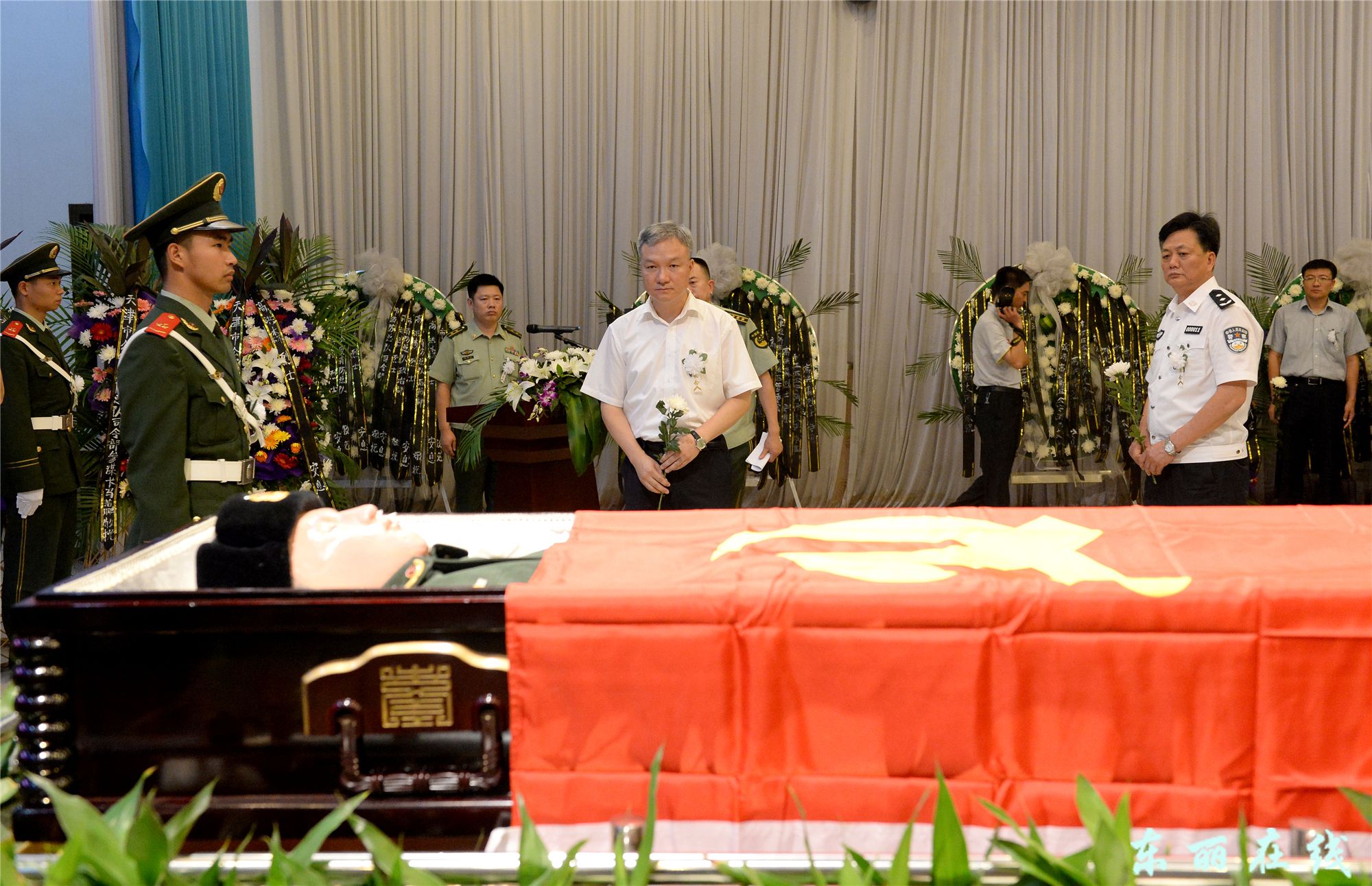 区领导参加天津港8.12特别重大火灾爆炸事故