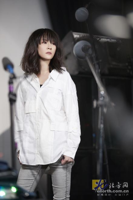 杨乃文 疯狂猜歌_疯狂猜歌中七个字的歌名(2)